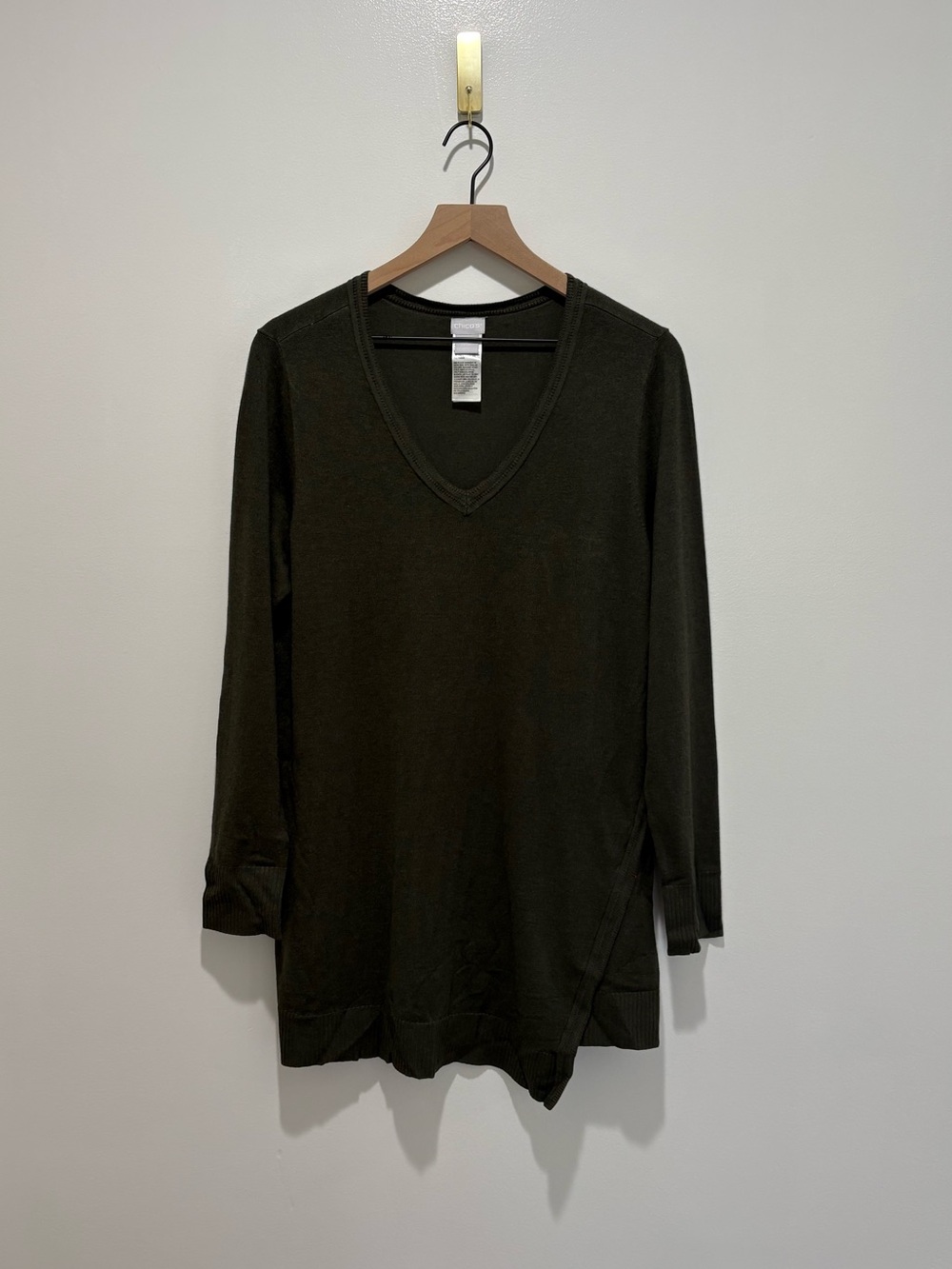 NWT Chicos Women’s V-Neck Tunic Sweater